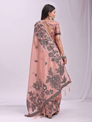 peach cotton blend floral printed saree 2