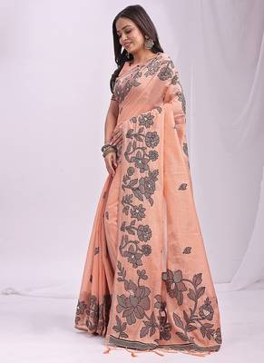 peach cotton blend floral printed saree 3