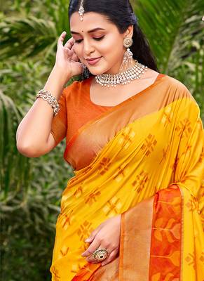 Yellow silk blend saree with contrast woven zari border 2