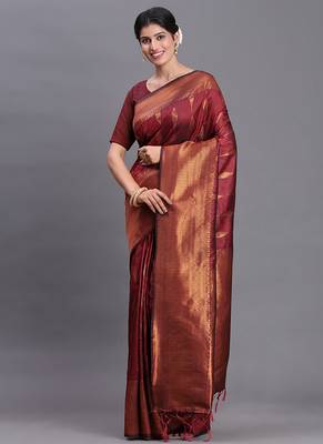 Maroon silk blend saree with zari border and pallu 1