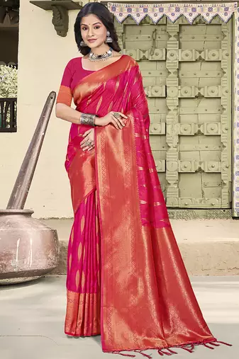 Rani pink silk blend saree with zari border and pallu