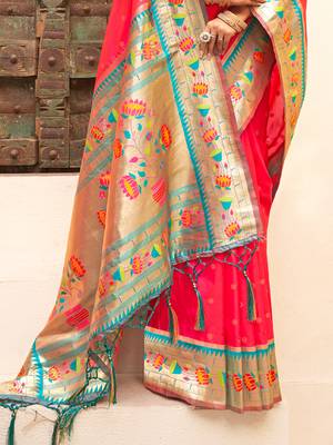 Rani pink silk blend saree with meenakari floral pallu 3