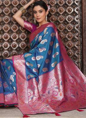Teal blue silk blend woven saree with paisley motifs 4