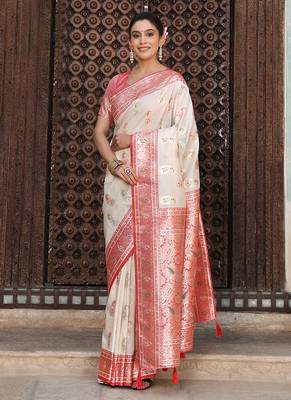 White silk blend woven saree with paisley motifs 3