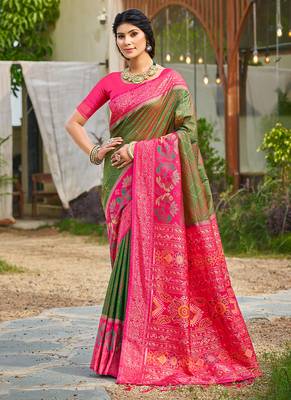 Mehendi green banarasi silk blend woven saree with contrast border 1