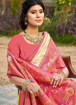 Cream banarasi silk blend woven saree with contrast border 2