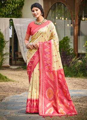 cream pochampally silk blend saree with contrast border 1