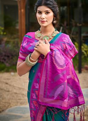 teal pochampally silk blend saree with contrast border 2