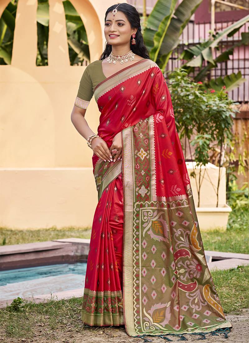 Red silk blend woven saree with contrast pallu and border