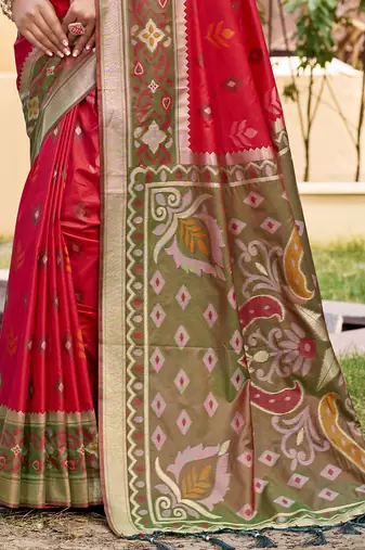 Red silk blend woven saree with contrast pallu and border