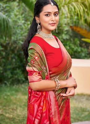 Olive green silk blend woven saree with contrast pallu and border 2
