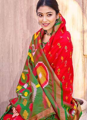 red pochampally silk blend saree with contrast geometric pallu and border 3