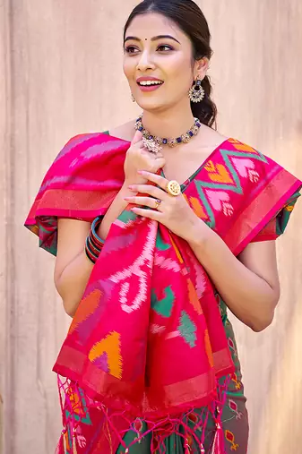 grey pochampally silk blend saree with contrast geometric pallu and border