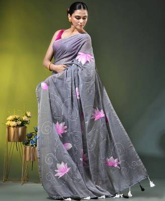 grey mulmul cotton blend saree with lotus bloom print 3