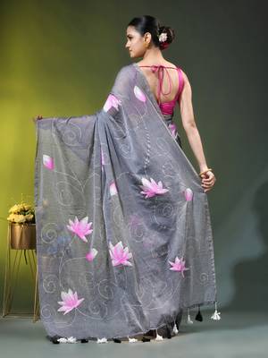 grey mulmul cotton blend saree with lotus bloom print 4