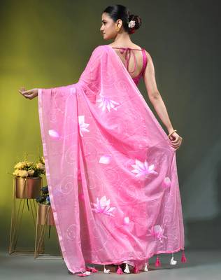 light pink mulmul cotton blend saree with lotus bloom print 4