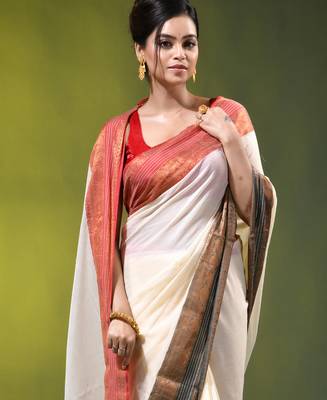 off-white mulmul cotton blend saree with ganga jamuna zari border 2