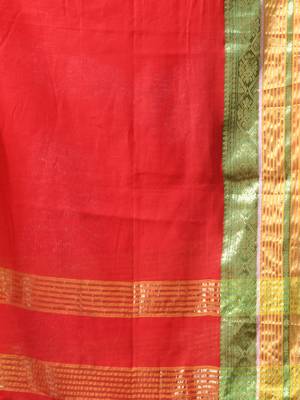 red mulmul cotton blend saree with zari work 5