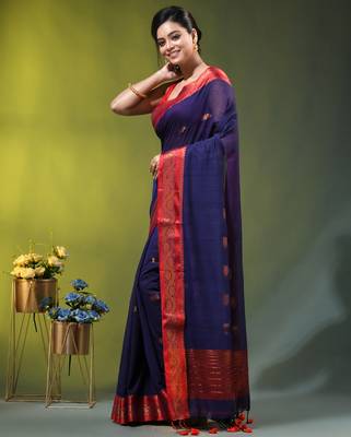 navy blue mulmul cotton blend saree with zari work 3
