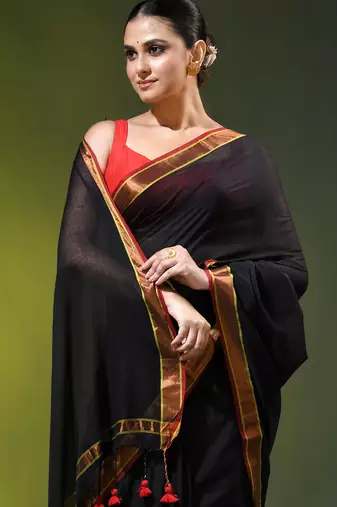 black solid mulmul cotton blend saree with contrast border