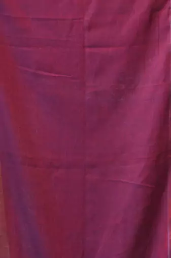 magenta solid mulmul cotton blend saree with contrast border