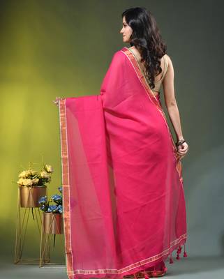 fuchsia solid mulmul cotton blend saree with contrast border 4