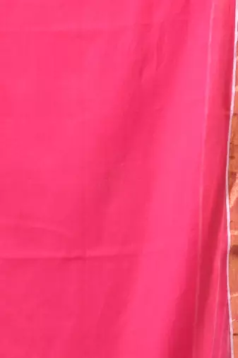 fuchsia solid mulmul cotton blend saree with contrast border