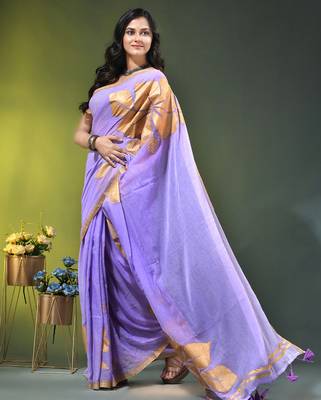 lilac mulmul cotton blend saree with golden hibiscus foil print 3