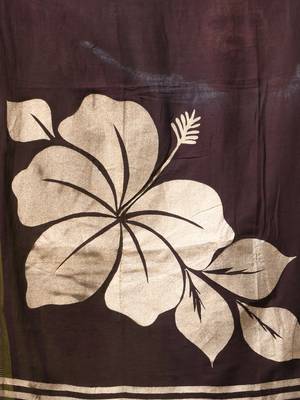 brown mulmul cotton blend saree with golden hibiscus foil print 5