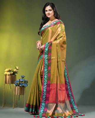 Green tissue saree with rose woven border 2