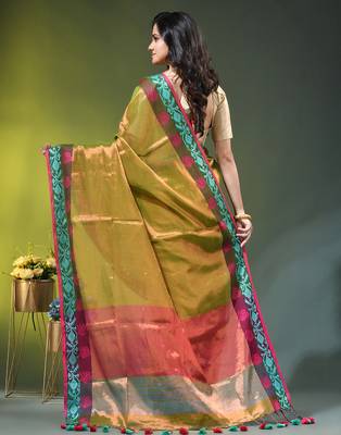Green tissue saree with rose woven border 3