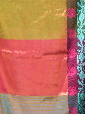 Green tissue saree with rose woven border 4