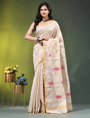 Off white tissue saree with lotus woven design 1