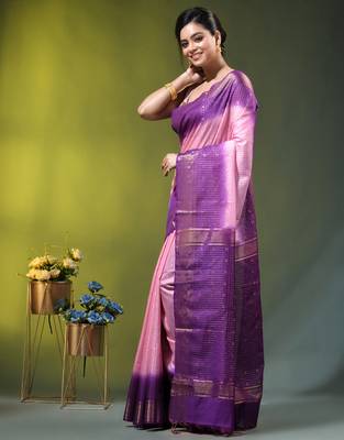 baby pink & purple zari woven checked silk blend saree 2