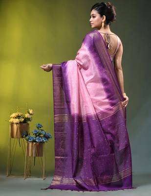 baby pink & purple zari woven checked silk blend saree 3
