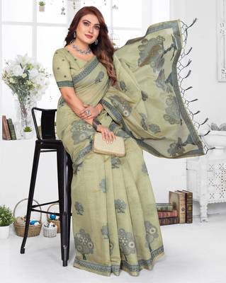 green jacquard cotton blend saree with blouse  2