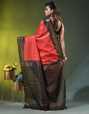 red & black zari woven checked silk blend saree 3