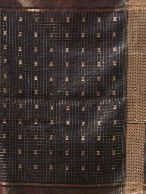 red & black zari woven checked silk blend saree 4