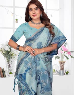 blue jacquard cotton blend saree with blouse  3