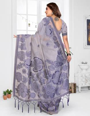 lavender jacquard cotton blend saree with blouse  4