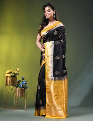 black zari woven crepe khaddi saree 2