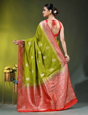 olive green zari woven crepe khaddi saree 3