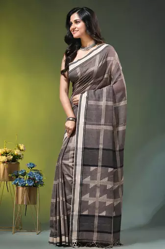 grey cotton blend saree with checkbox pattern