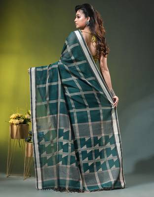 teal cotton blend saree with checkbox pattern 3