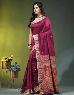magenta cotton blend saree with floral motifs 2