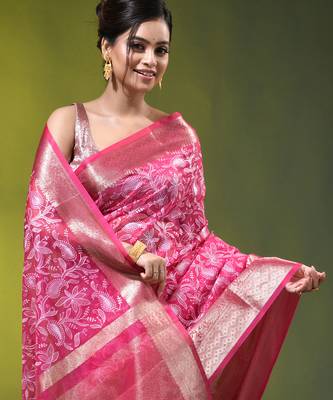 Elegant pink organza saree with white floral embroidery & rich golden zari border 5