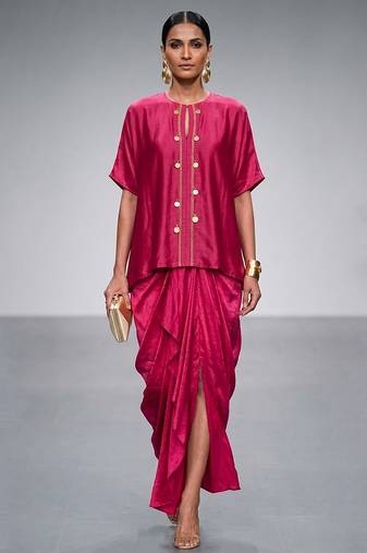 Pink embroidered tussar silk kurta skirt set