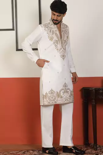 Men embroidered & embellished yoke design white kurta