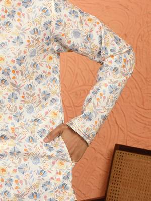 cream kurta featuring intricate floral patterns and mandarin collar 5