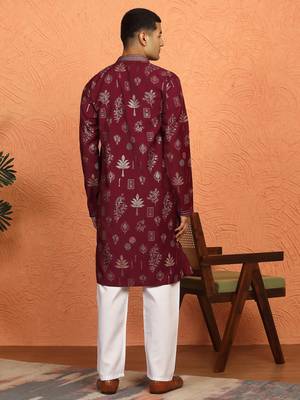Men maroon anchor kurta with gold floral motif prints 3